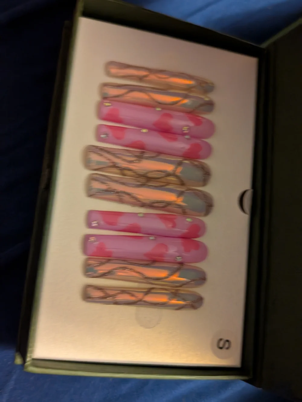 Pink & Gold Press-On Nail Set